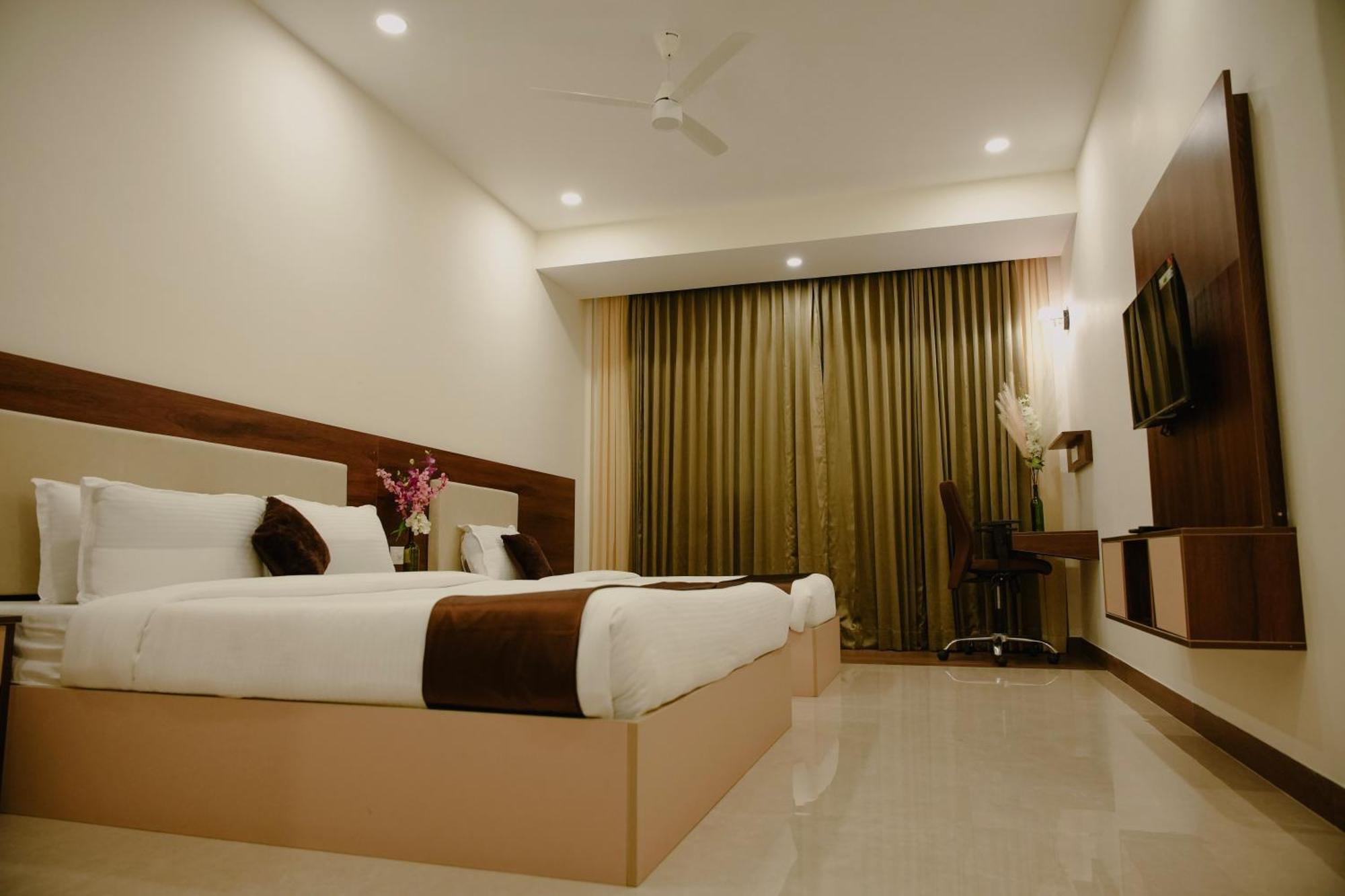 Hotel The King'S Meadows Golhalli Exterior foto