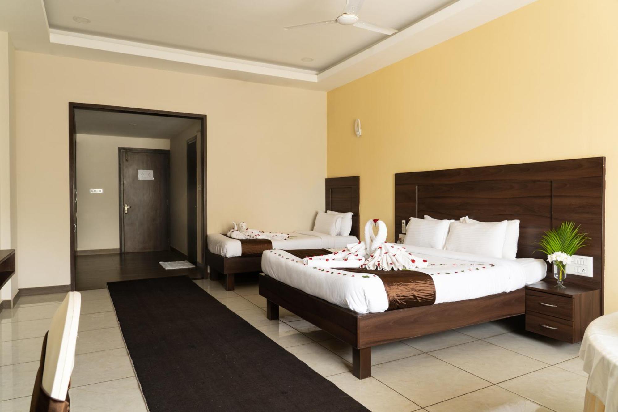 Hotel The King'S Meadows Golhalli Exterior foto